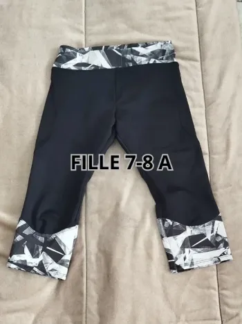 cycliste noir Décathlon fille 7-8 ans
