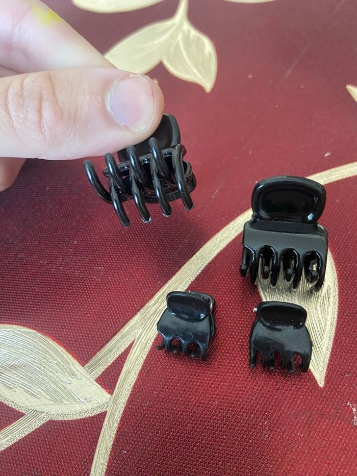 Lot de 4 pinces à cheveux noir - photo numéro 2