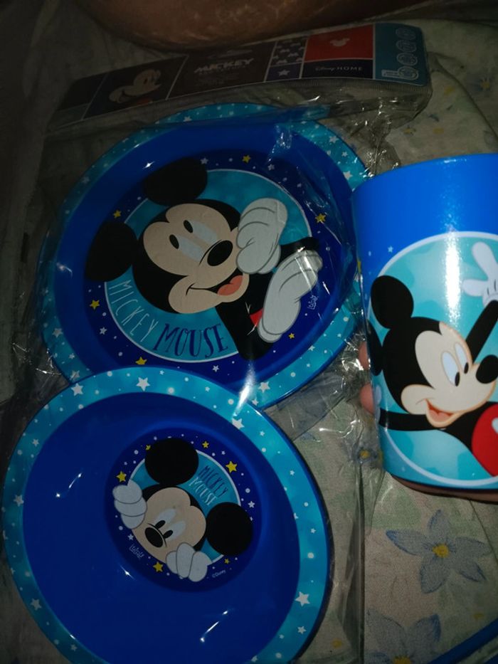 Lot assiette bol et verre mickey