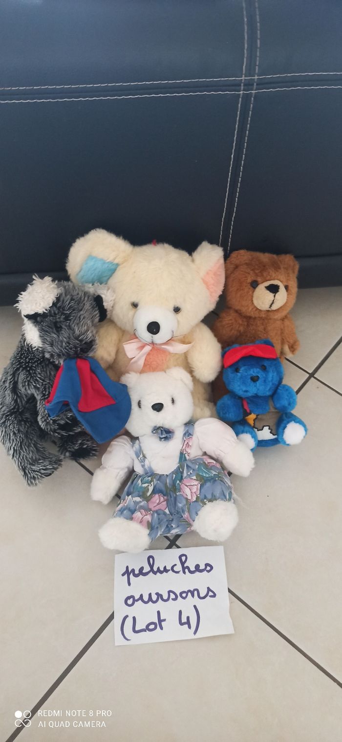 Lot de peluches ourson
