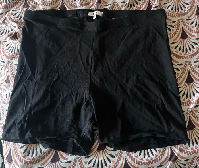 Short cycliste noir