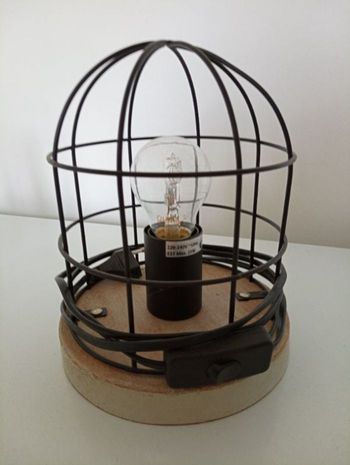 Lampe de chevet noire
