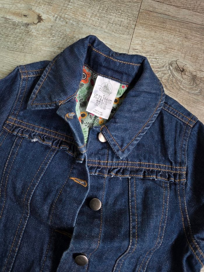 Veste en jean disney animator princesse blanche neige taille 4 ans disney store / disneyland paris - photo numéro 2