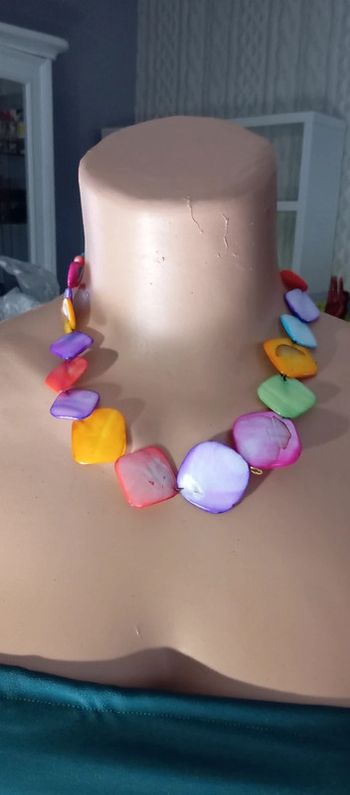 Collier de perles carrées de nacre