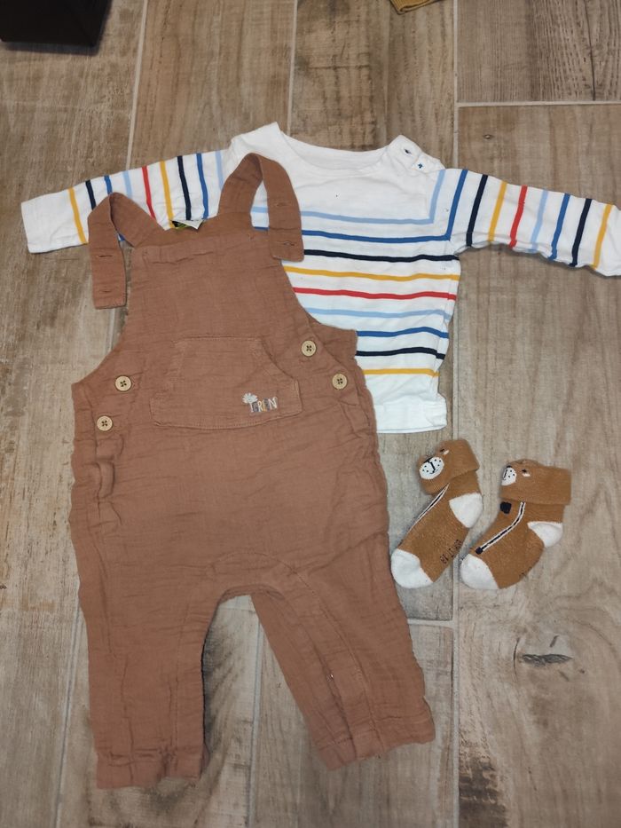 Lot vêtements garçon 6 mois - photo numéro 6
