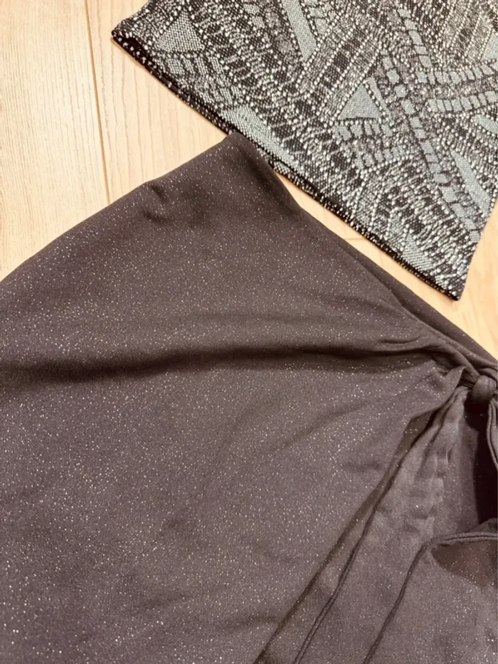 Taille 10 ans tenue 2 pièces fête fille Lpc Kiabi noir argenté * scintillant * 🎄 - photo numéro 5