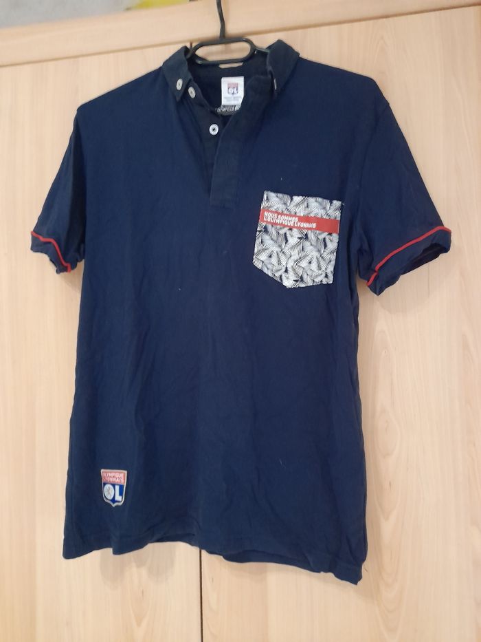 Polo Olympique Lyonnais taille M  état neuf
