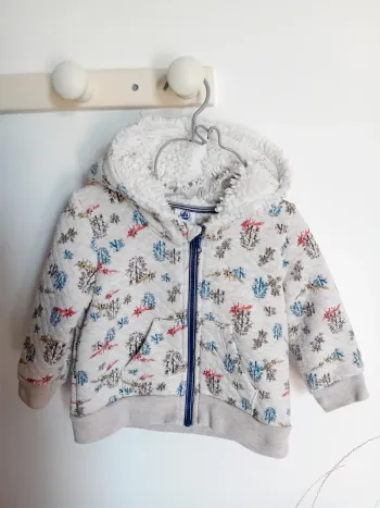 Gilet matelassé et sherpa imprimé petits renards style japonais