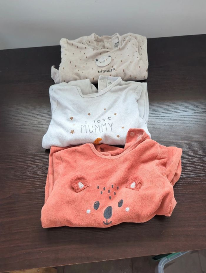 3 pyjamas