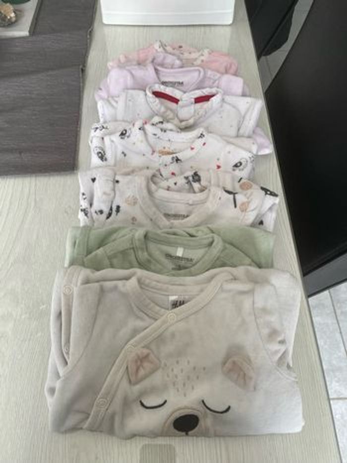 Lots pyjamas 1 mois