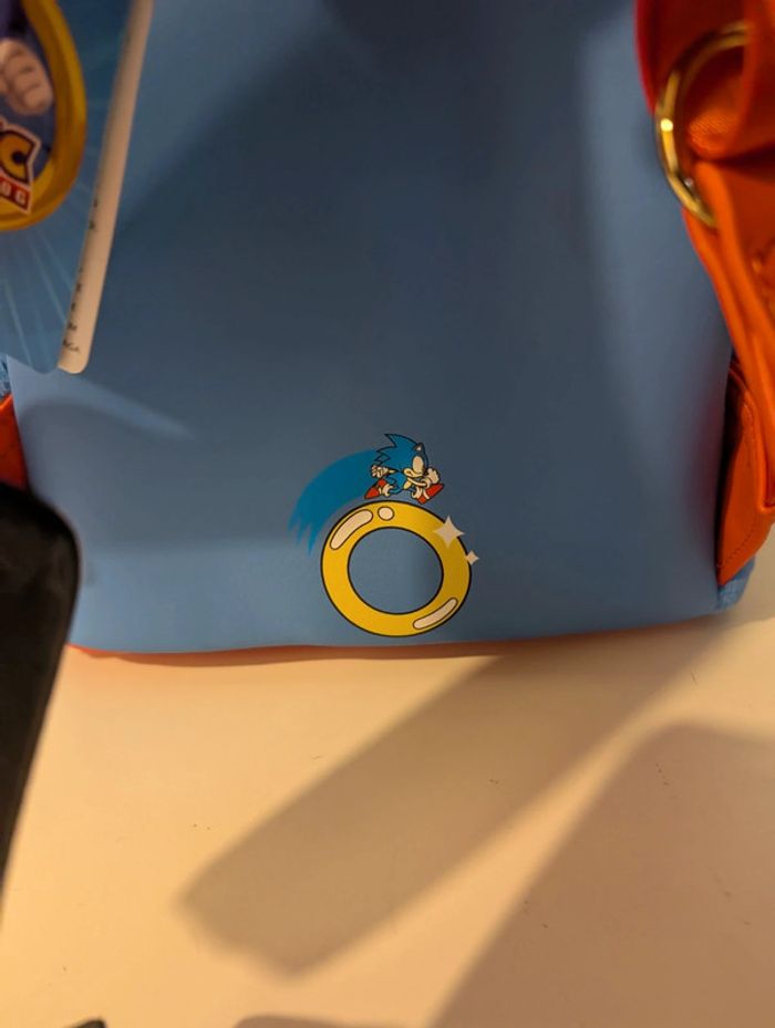 sac à dos Loungefly Sega Sonic - photo numéro 3