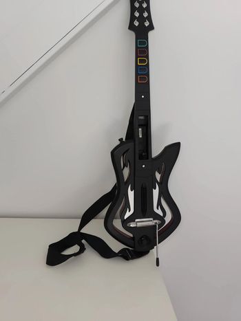 Wii - Guitare hero ( faire offre )