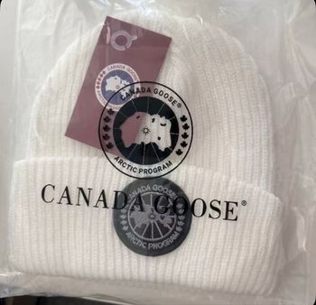 Bonnet Canada goose blanc et noir
