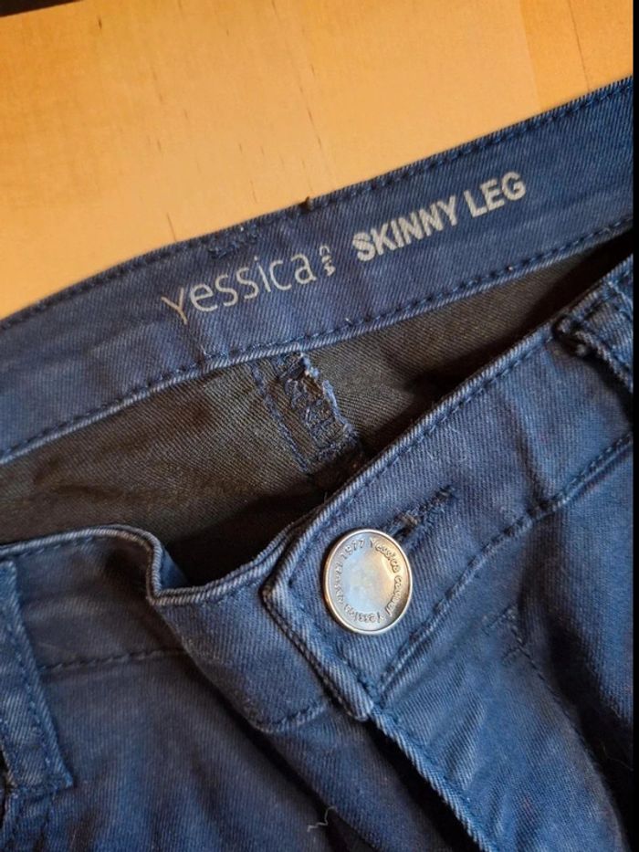 Jean pour femme taille S Marque Yessica très bon état - photo numéro 5
