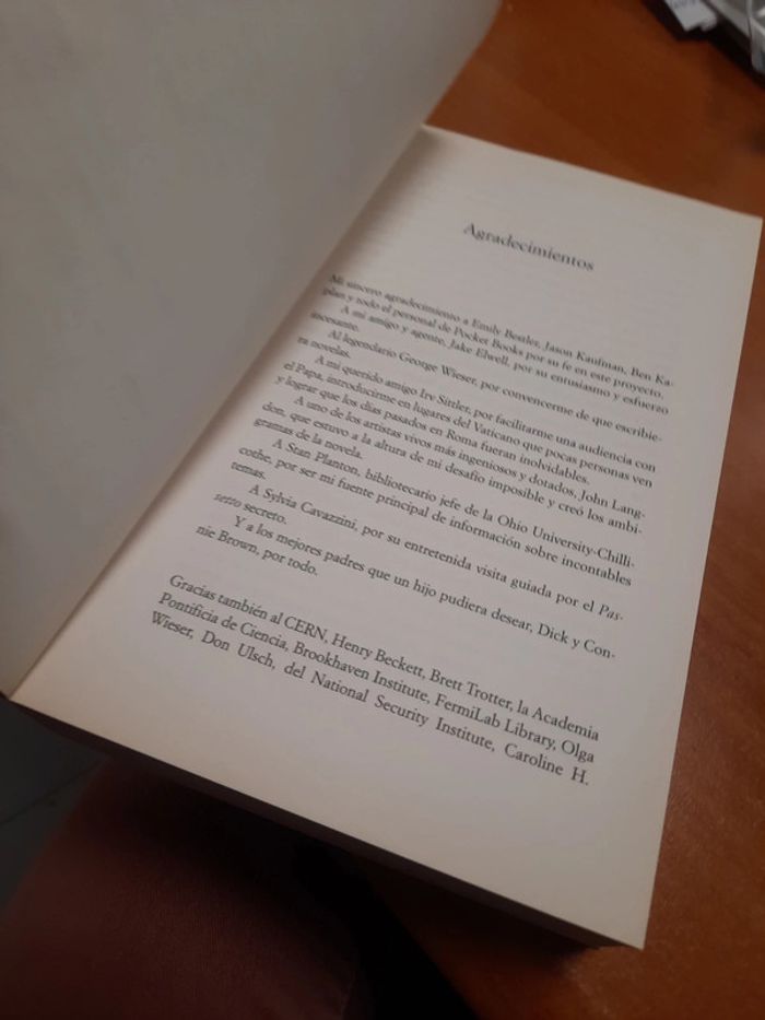 Livre ange et démon en espagnol umbriel - photo numéro 10