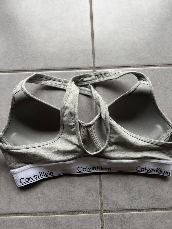 Brassière Calvin Klein - photo numéro 2