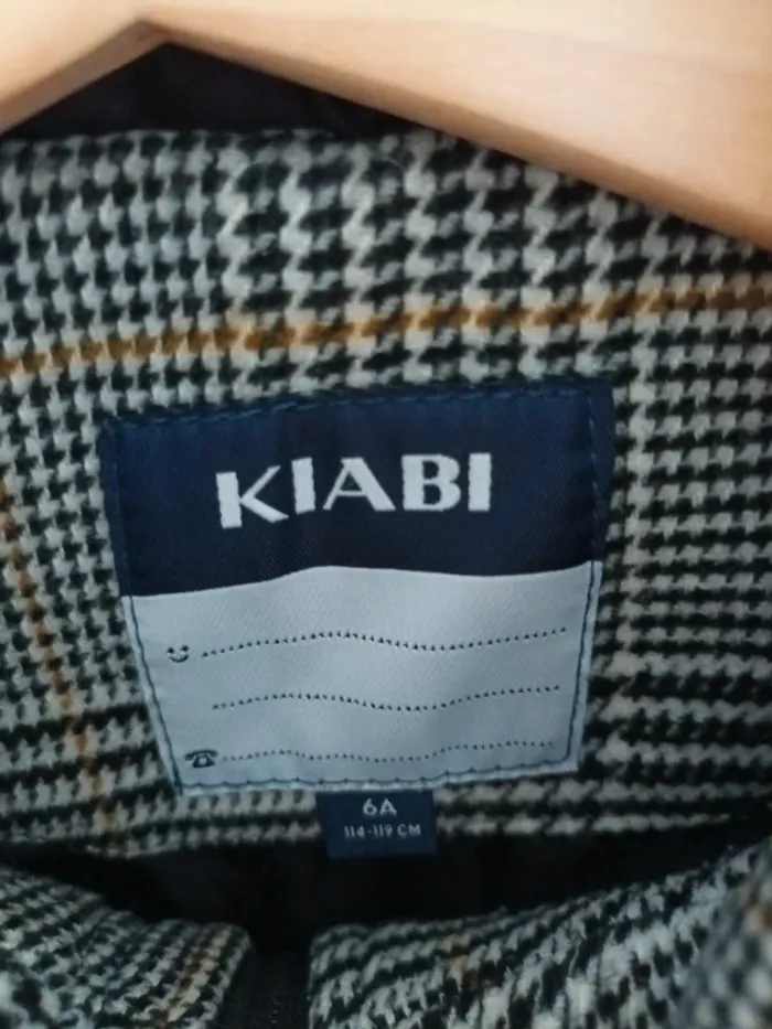 Manteau zippé à capuche 6 ans - photo numéro 2