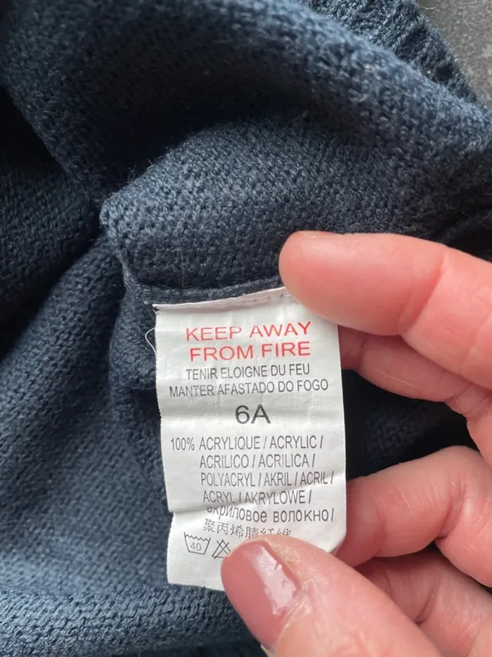 Pull bleu marine - photo numéro 2