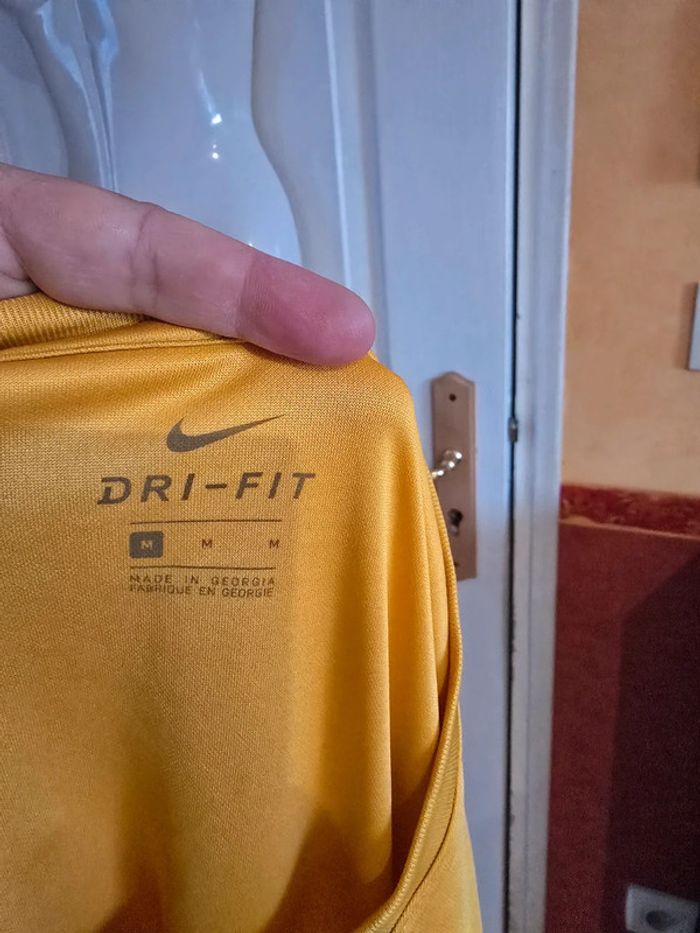 Maillot Nike Dri-Fit Taille M - photo numéro 3