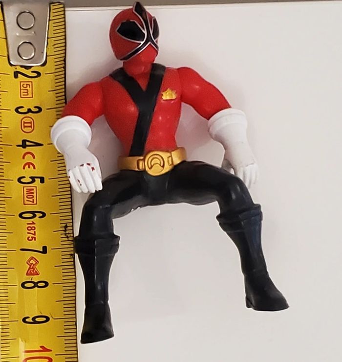 Power Rangers Figurine Samouraï Rouge Position Assise Bandai Bon état 9 cm env. - photo numéro 4