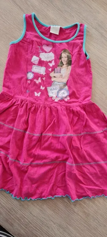 Robe 8 ans
