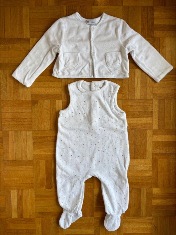 Ensemble pyjama + veste R mini 9 mois neuf - photo numéro 2