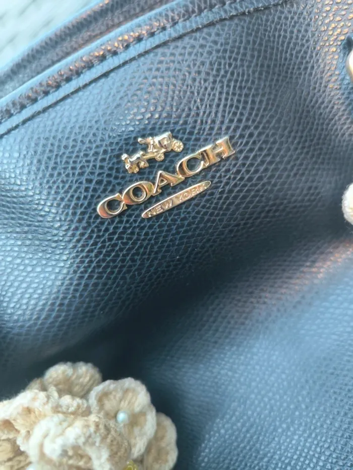 Sac à main cuir bleu et fleur en tissu Coach - photo numéro 2