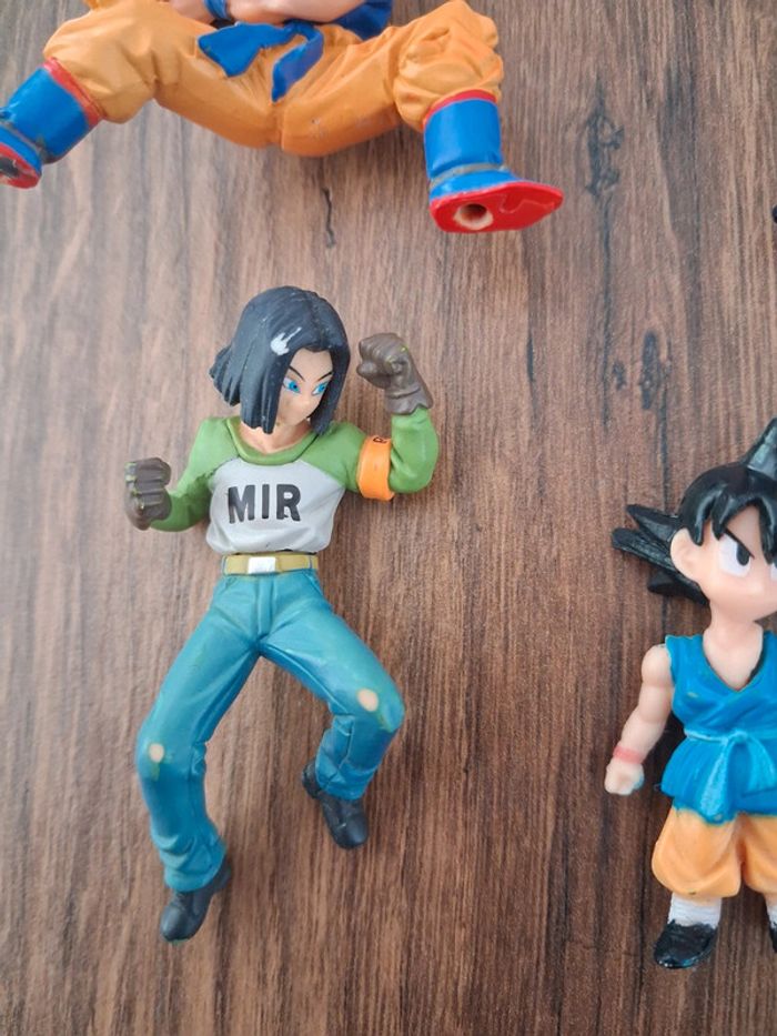 Lot de 11 figurines Dragon Ball Z Gashapon Hachette Goku nuage Trunk futur Gotrunk C17 - photo numéro 5