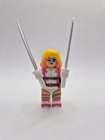 Figurine type lego Gwenpool Marvel