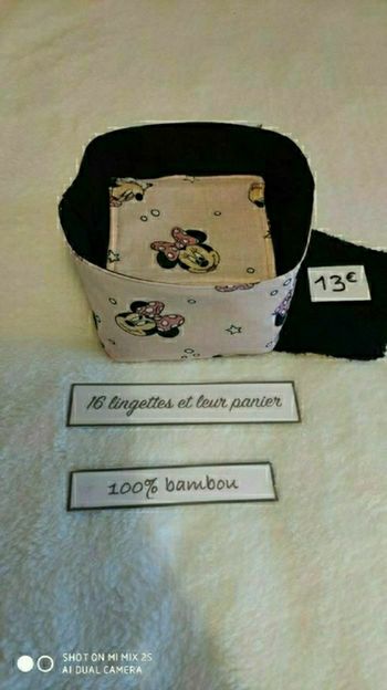 16 lingettes lavables et son panier neuf
