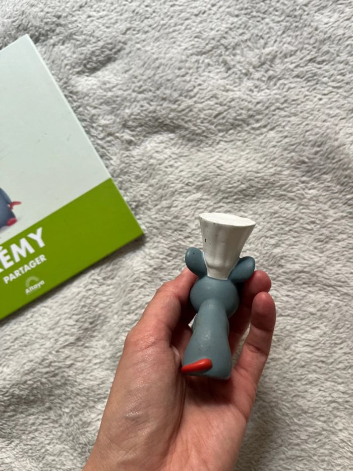 Mes premiers amis Disney livre et sa figurine - photo numéro 4