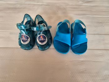 Lot chaussures bébé garçon taille 22-23