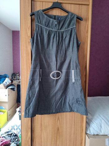 Robe grise terre de marins