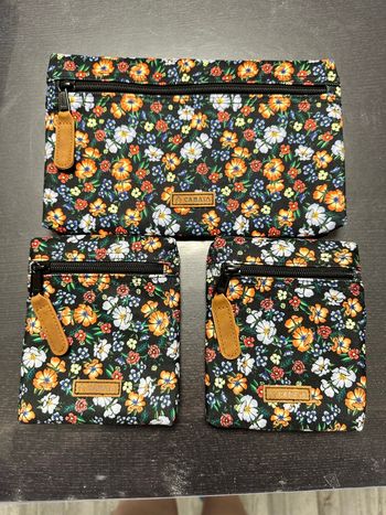 Pochette Cabaïa fleurs + 2 pochette latérales assorties