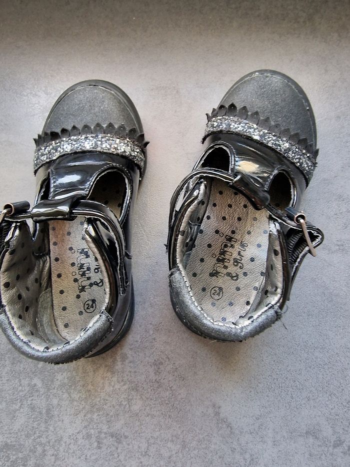 Chaussure T24 - photo numéro 3