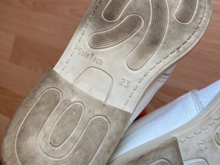 Jolie paire de bottines en cuir blanc T. 23 fille - photo numéro 11