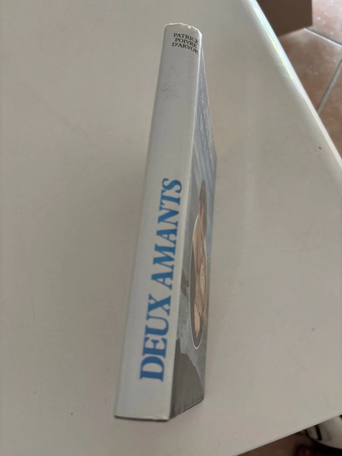 Livre deux amants - photo numéro 2