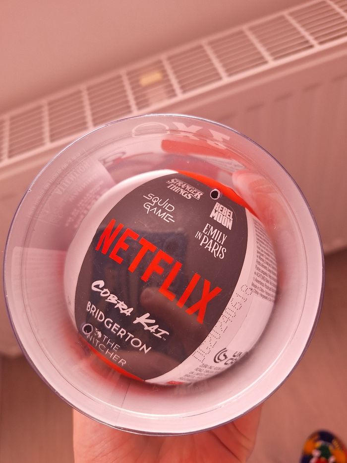Lot boule surprice Netflix zuru - photo numéro 5