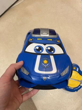 Voiture de police téléguidé 