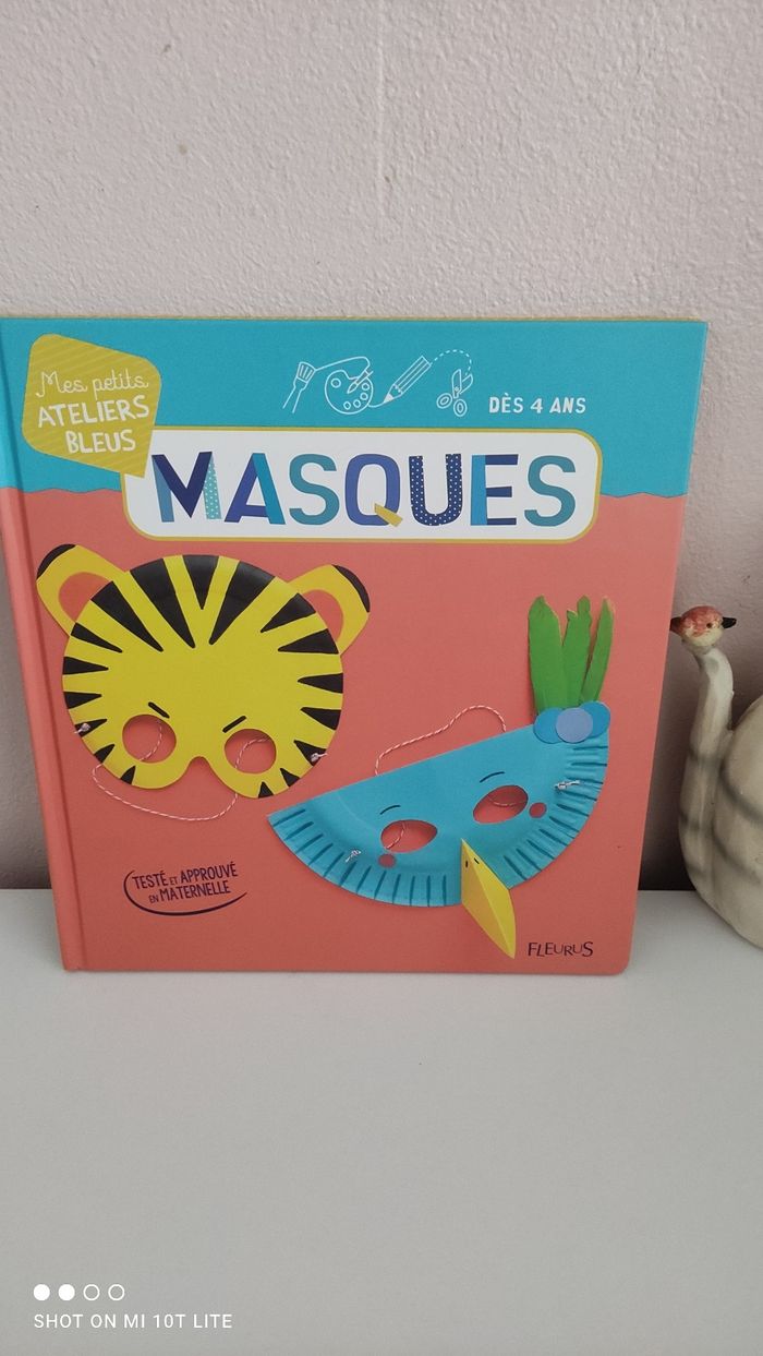 Livre masques
