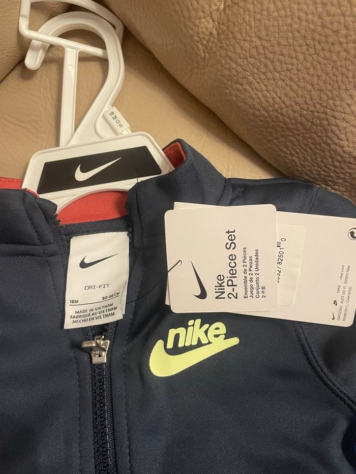 Ensemble Nike - photo numéro 3