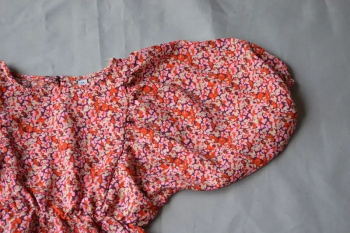 Robe courte fleurie enfant 3 ans manches bouffantes - photo numéro 2