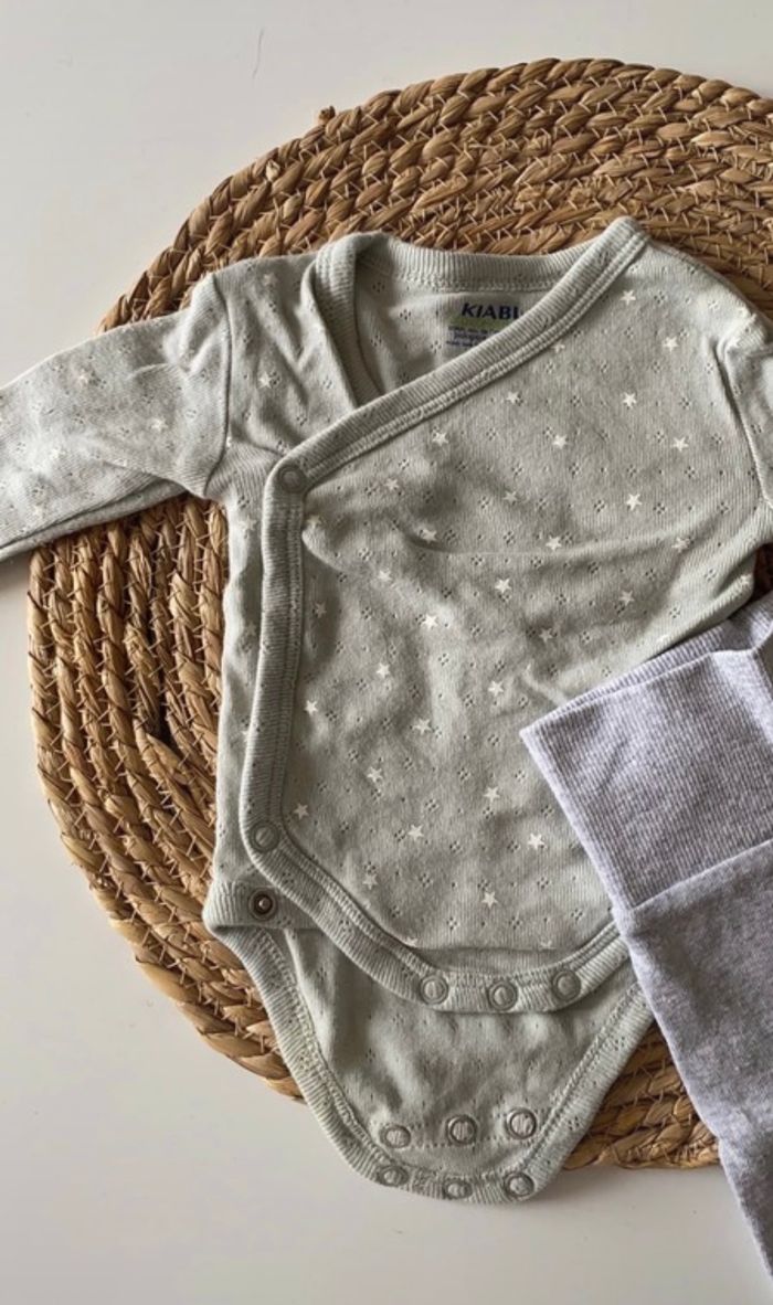 Tenue 1 mois - photo numéro 2