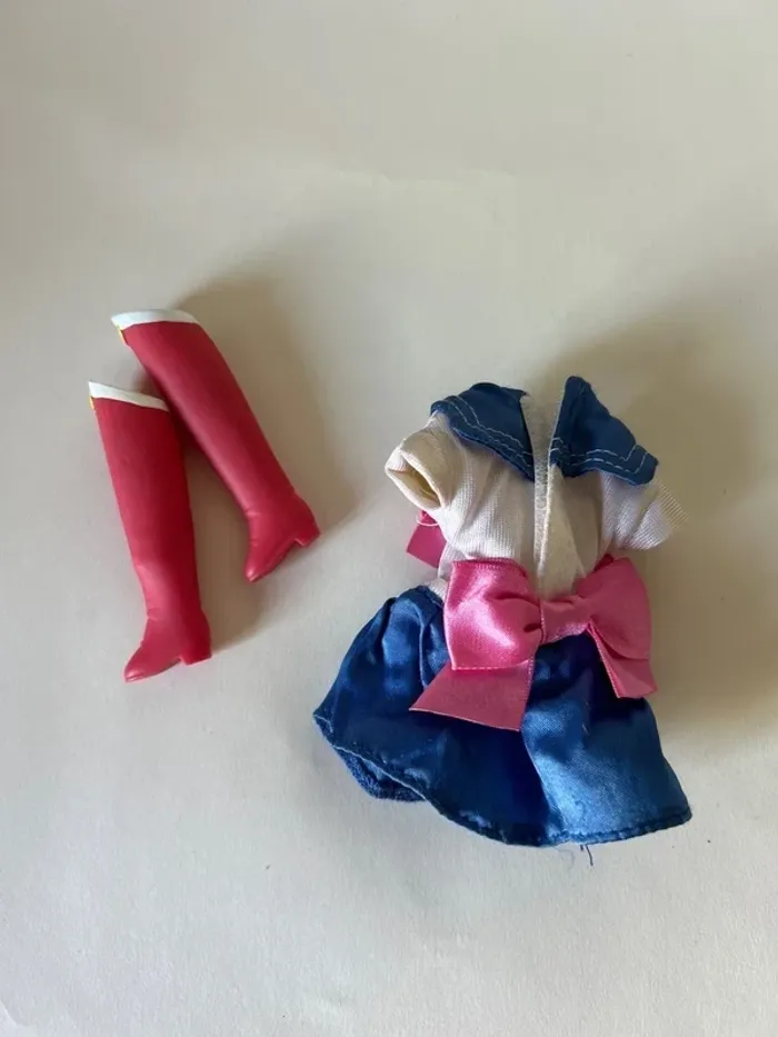 Tenue vintage Sailor Moon – Bandai 90s – robe + bottes - photo numéro 2