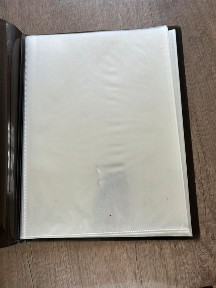 Porte vue noir avec pochette transparente devant - photo numéro 2
