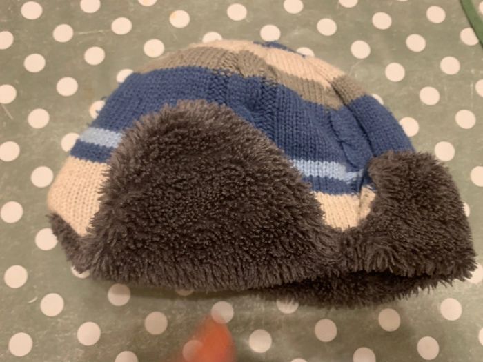 Bonnet T.54 doublé polaire