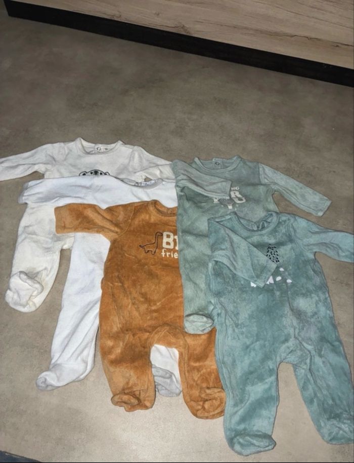 Lots vêtements - photo numéro 2