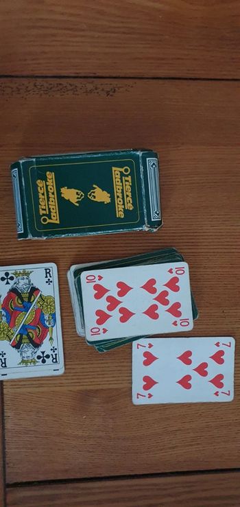 Jeu de 32  cartes" tiercé "