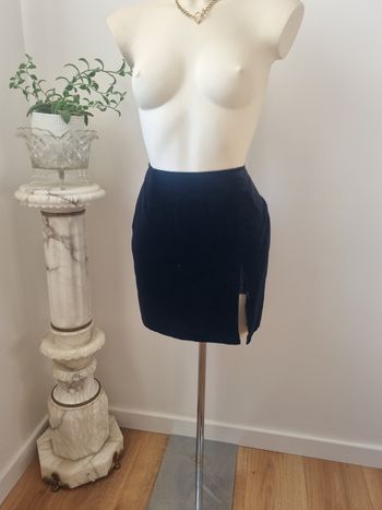 Jupe en velours lisse noir vintage