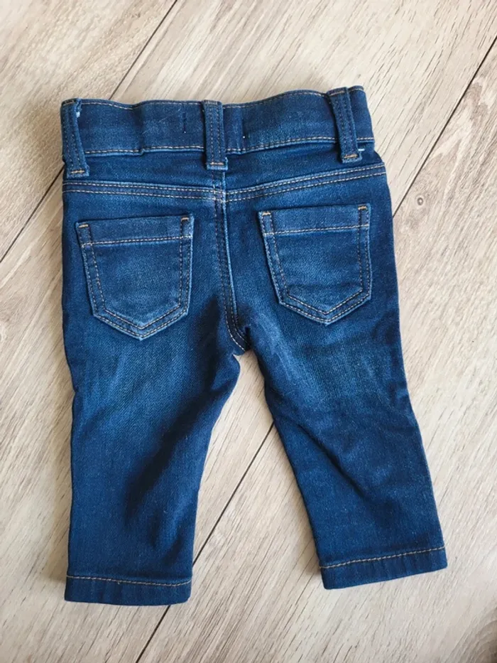 Pantalon 3 mois - photo numéro 3